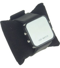 Наручные зеркальные часы Led Watch черные